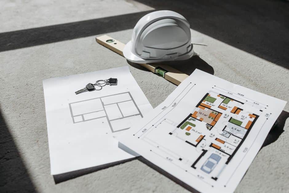 Casa en construcción sobre terreno propio con planos arquitectónicos